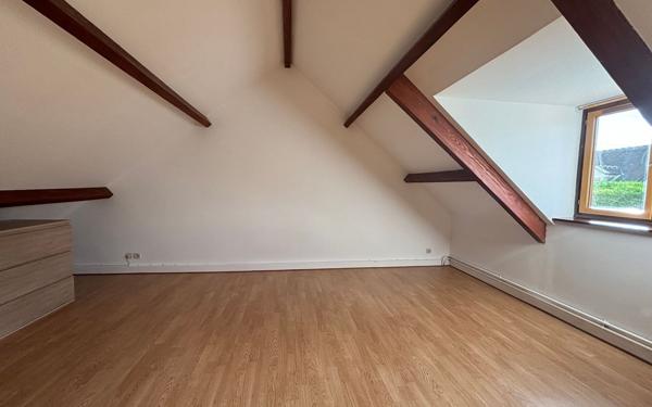 Immeuble à vendre    15 pièces •  Lacroix-Saint-Ouen