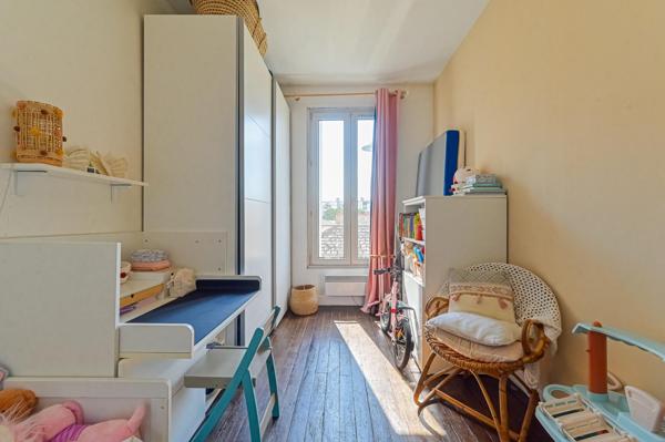 Appartement à vendre à 10 minutes du métro École Vétérinaire Ligne 8
