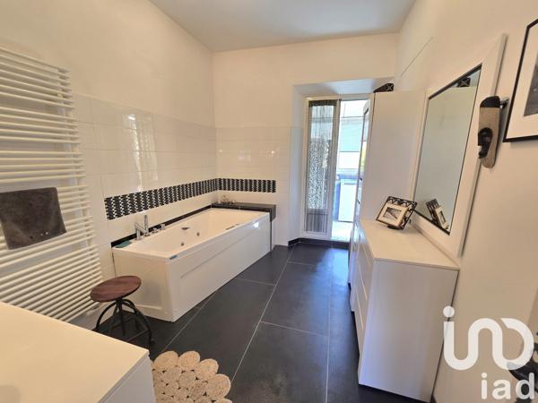 Appartement à vendre 3 pièces 92 m² Hyères