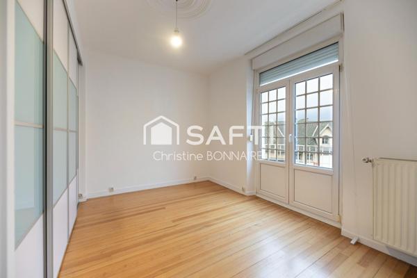 Maison de 105m2 avec 3-4 chambres sur terrain de 286m2 dans quartier très recherché