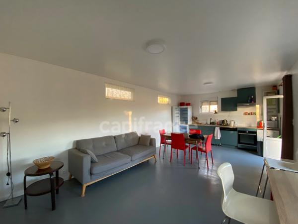 THOUARS Maison de 51m2 avec vue imprenable sur le Châtelier et joli terrain au bord du Thouet