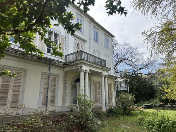 HOTEL PARTICULIER 535 M2 -35 ARES- CENTRE VILLE MULHOUSE