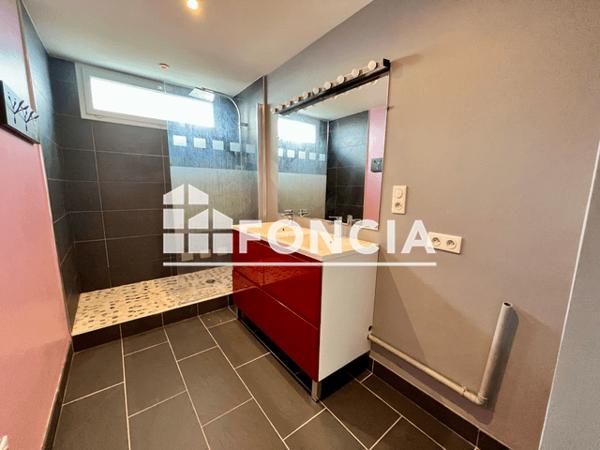 Location Appartement 3 pièces 75.49 m² - 1 RUE CASSARD Brest 29200