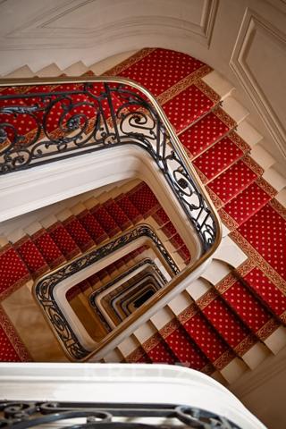 étage élevé balcon vue Tour Eiffel