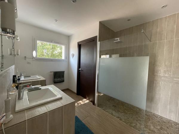 Maison à vendre 5 pièces OLLIERES (83)