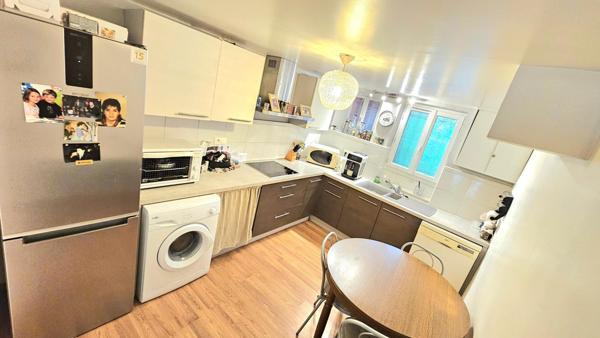 À VENDRE : Immeuble de caractère à Artemare (Ain)