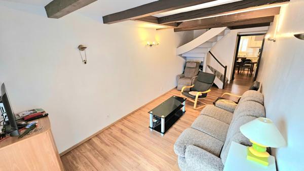 À VENDRE : Immeuble de caractère à Artemare (Ain)