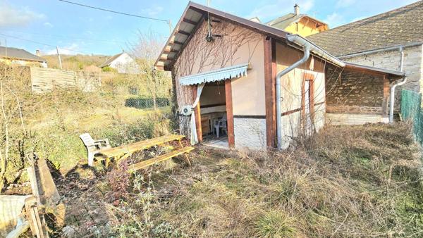 À VENDRE : Immeuble de caractère à Artemare (Ain)