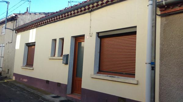 Maison de village avec véranda, garage. Montréal (11290)