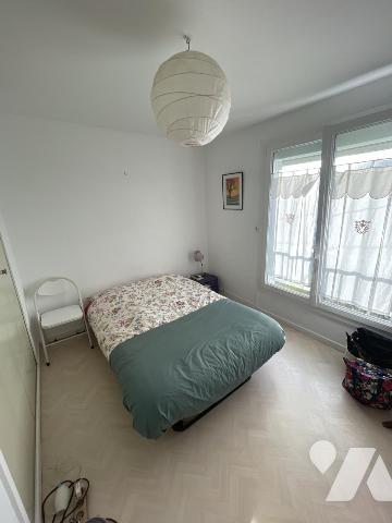 Semi plain-pied 124 m2 sur 416 m2  4 chambres dont une au rdc jardin garage