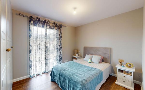 Maison à vendre    5 pièces •  Baix