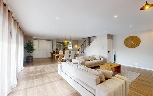 Maison à vendre    5 pièces •  Baix