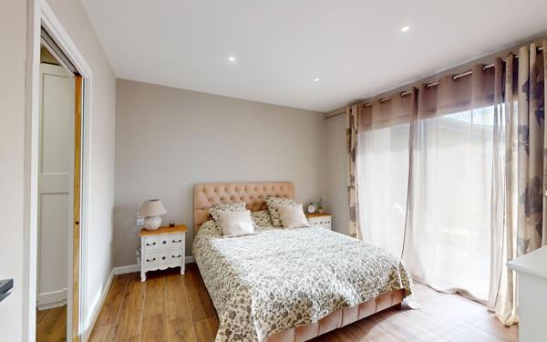 Maison à vendre    5 pièces •  Baix