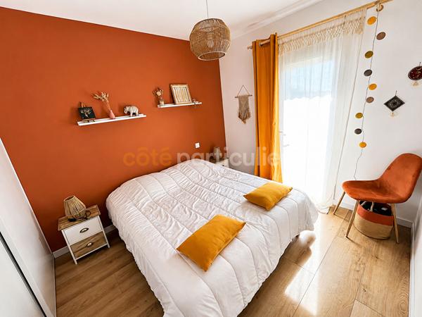 Vente
                Villa202 m² - 10 Pièces -
                    BREM SUR MER (85470)