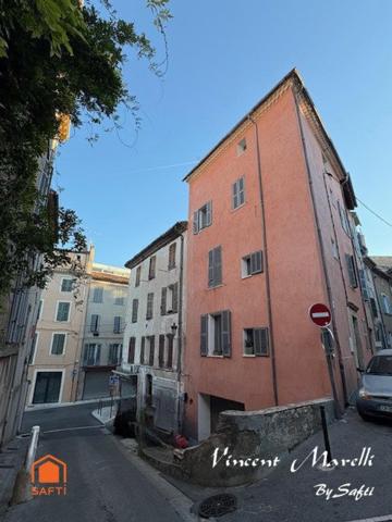 Centre-ville de Brignoles, en pleine dynamique de modernisation et de valorisation urbaine