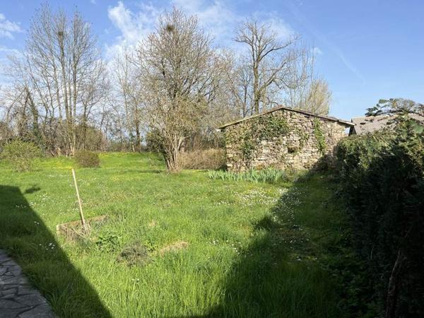 Maison à vendre |  Saint-Léger-de-la-Martinière |  5 pièces | 147 m²