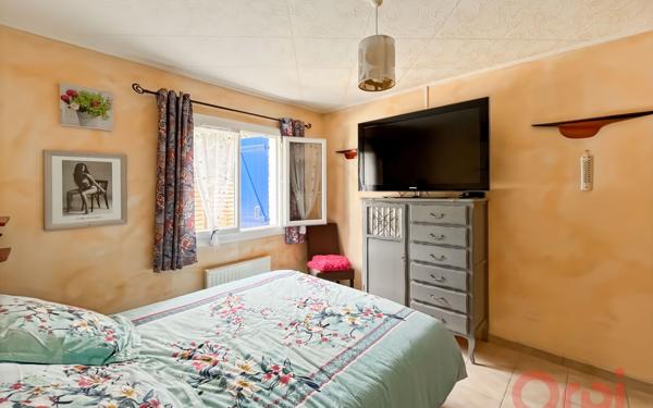 Maison à vendre    4 pièces •  Vias