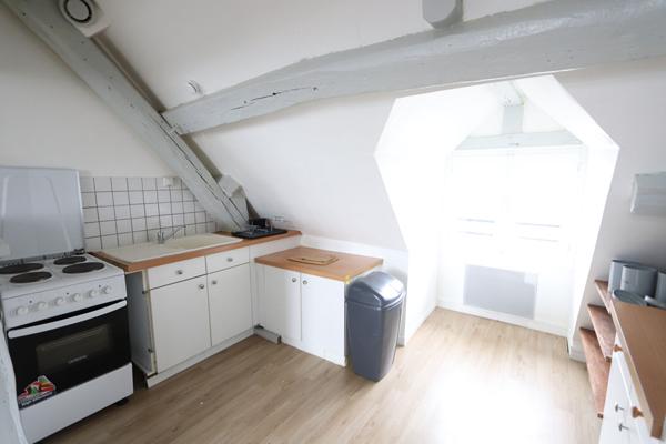 ORLEANS HYPERCENTRE - Appartement Orléans 2 pièce(s) meublé