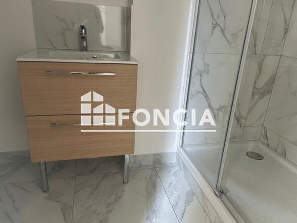 Location Studio 32.05 m² - 198 BOULEVARD VOLTAIRE Paris 75011