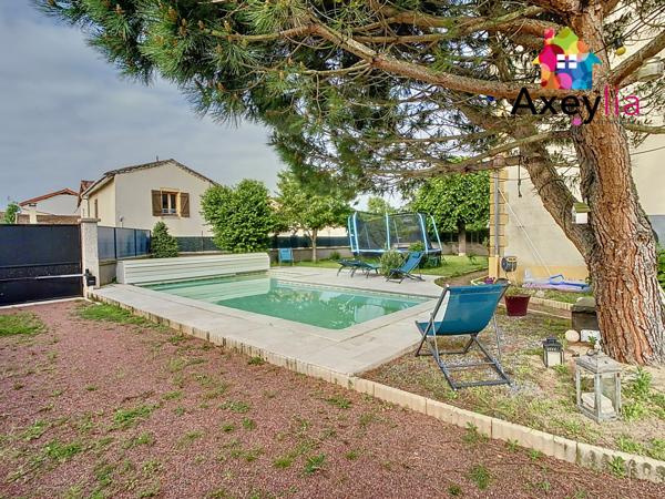 Mably (42300) A VENDRE- A 10 MINUTES DE MABLY- MAISON AVEC PISCINE SUR TERRAIN DE 734 M2 ENVIRON