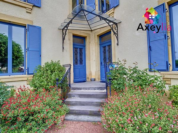 Mably (42300) A VENDRE- A 10 MINUTES DE MABLY- MAISON AVEC PISCINE SUR TERRAIN DE 734 M2 ENVIRON