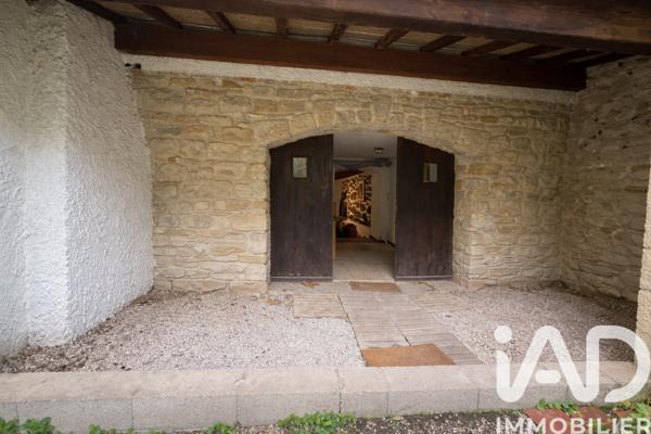 Maison à vendre 4 pièces 136 m² La Cadière-d'Azur