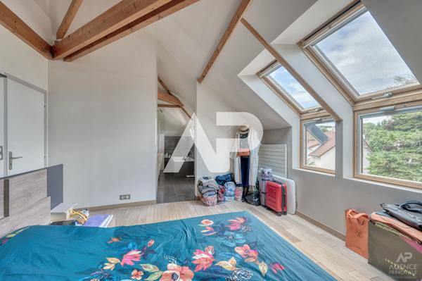 Maison Rueil Malmaison 7 pièce(s) 208.93m2 €1 420 000 ** - Référence 19351