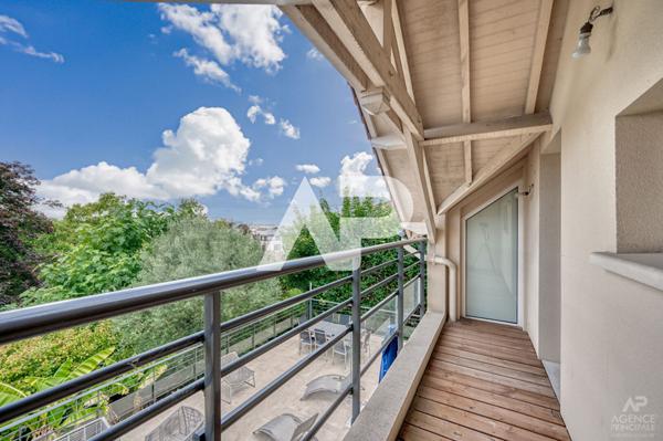 Maison Rueil Malmaison 7 pièce(s) 208.93m2 €1 420 000 ** - Référence 19351