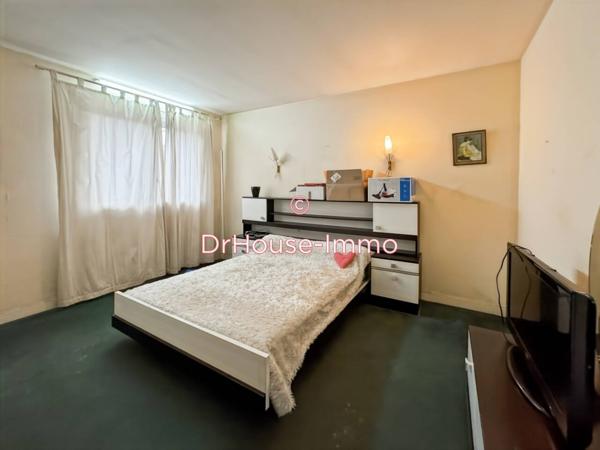 Maison à vendre 10 pièces de 240 m²