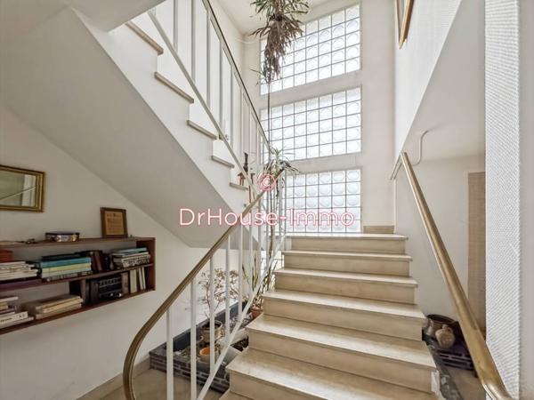 Maison à vendre 10 pièces de 240 m²
