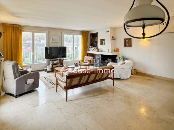 Maison à vendre 10 pièces de 240 m²