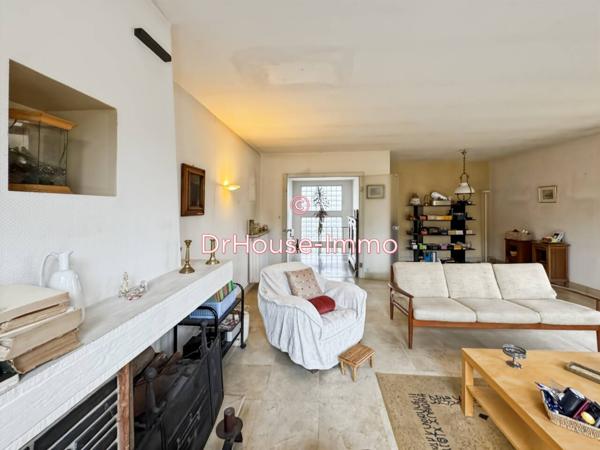 Maison à vendre 10 pièces de 240 m²