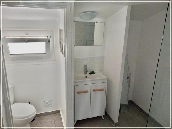 MAR VIVO LA SEYNE SUR MER - A PROXIMITE DES COMMERCES ET PLAGES - MAISONNETTE 36 M²  - CAVE