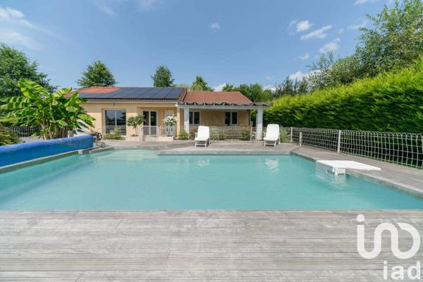 Maison 5 pièces de 100 m² à Puy-Guillaume (63290)