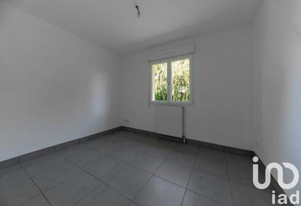 Maison 5 pièces de 100 m² à Puy-Guillaume (63290)