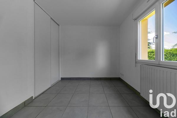 Maison 5 pièces de 100 m² à Puy-Guillaume (63290)