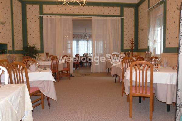 Local commercial à vendre de 600 m² à Saint-Gaultier