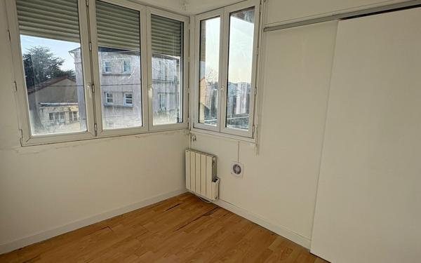 Appartement à louer    2 pièces •  La Courneuve