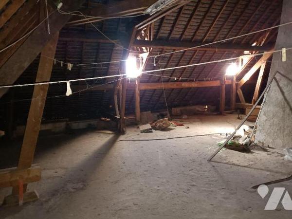 NOUVEAUTE - SEULEMENT CHEZ TRENTE CINQ NOTAIRES - en plein coeur du centre historique de Bruz -...