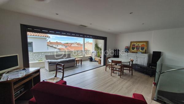 Maison d architecte de 261 m²