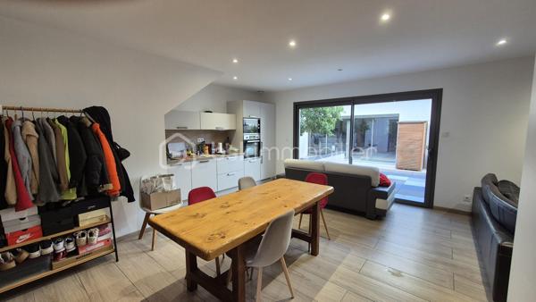 Maison d architecte de 261 m²