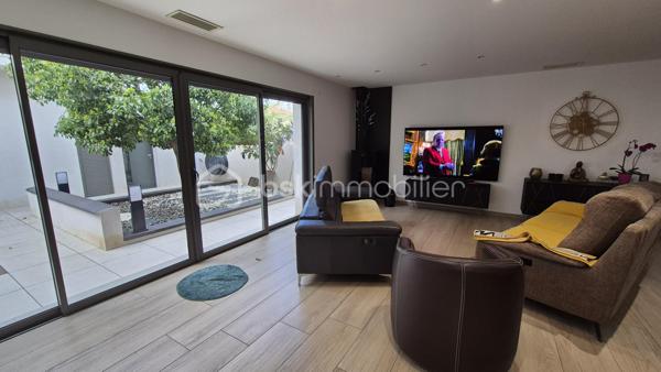 Maison d architecte de 261 m²