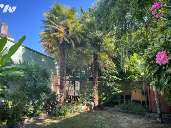 Maison rond point de vannes