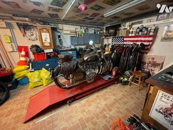 Maison rond point de vannes