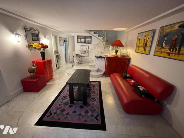 Maison rond point de vannes