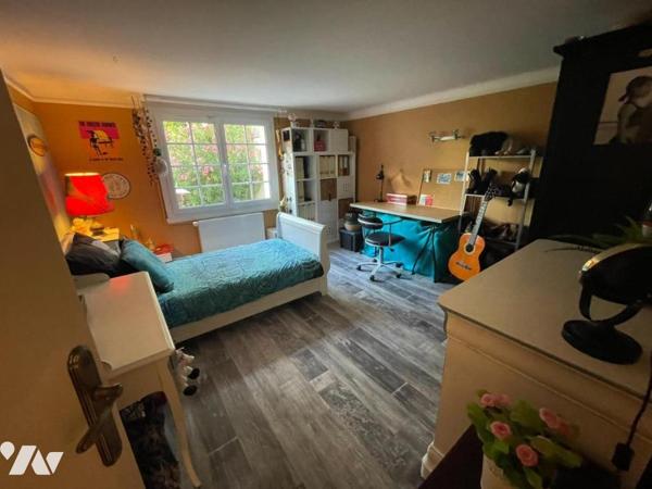 Maison rond point de vannes