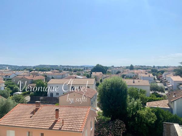 Bel appartement T4, 70m2 avec cave  et balcon