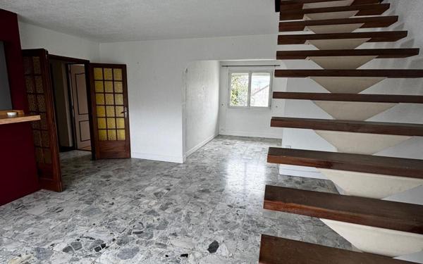 Appartement à louer    5 pièces •  Villemomble