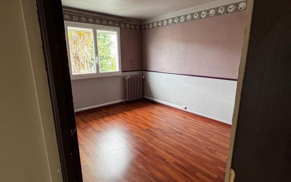 Appartement à louer    5 pièces •  Villemomble