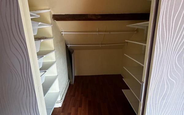 Appartement à louer    5 pièces •  Villemomble